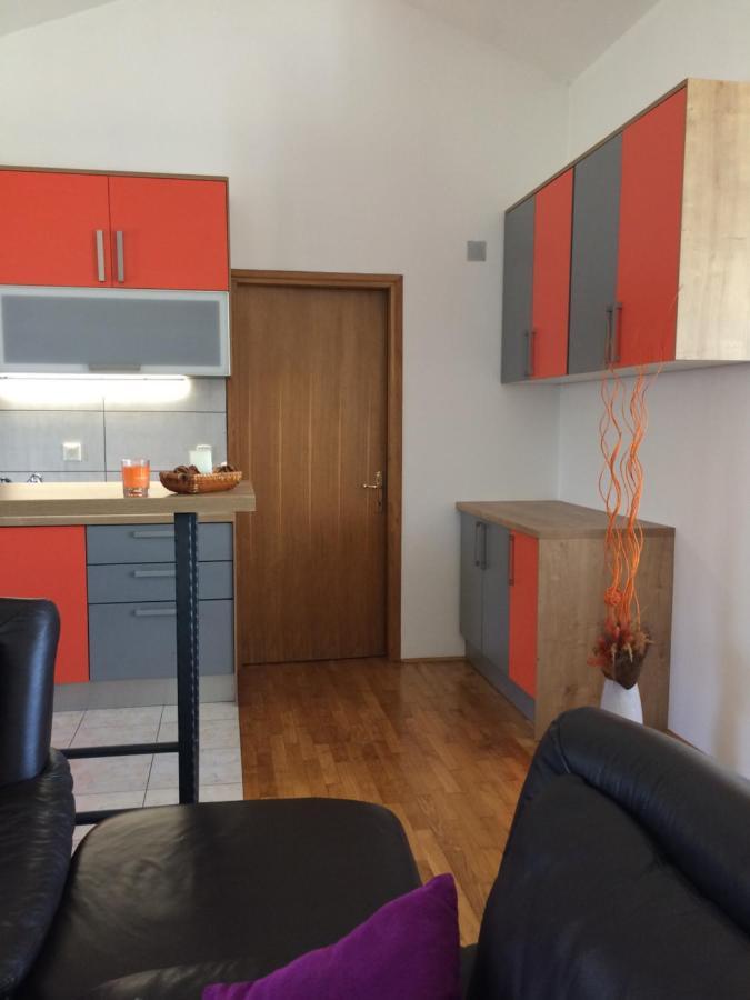 Sanmari Hotel Novi Vinodolski Kültér fotó