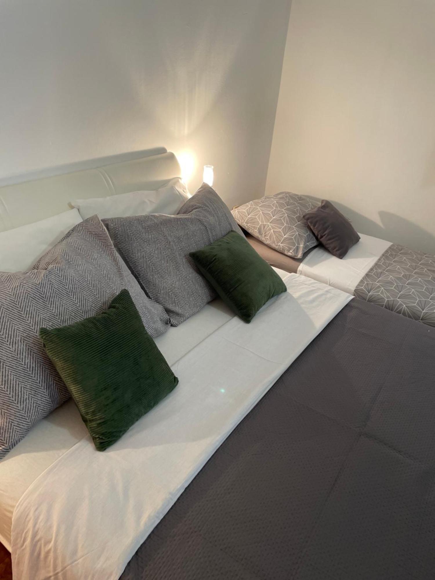 Sanmari Hotel Novi Vinodolski Kültér fotó