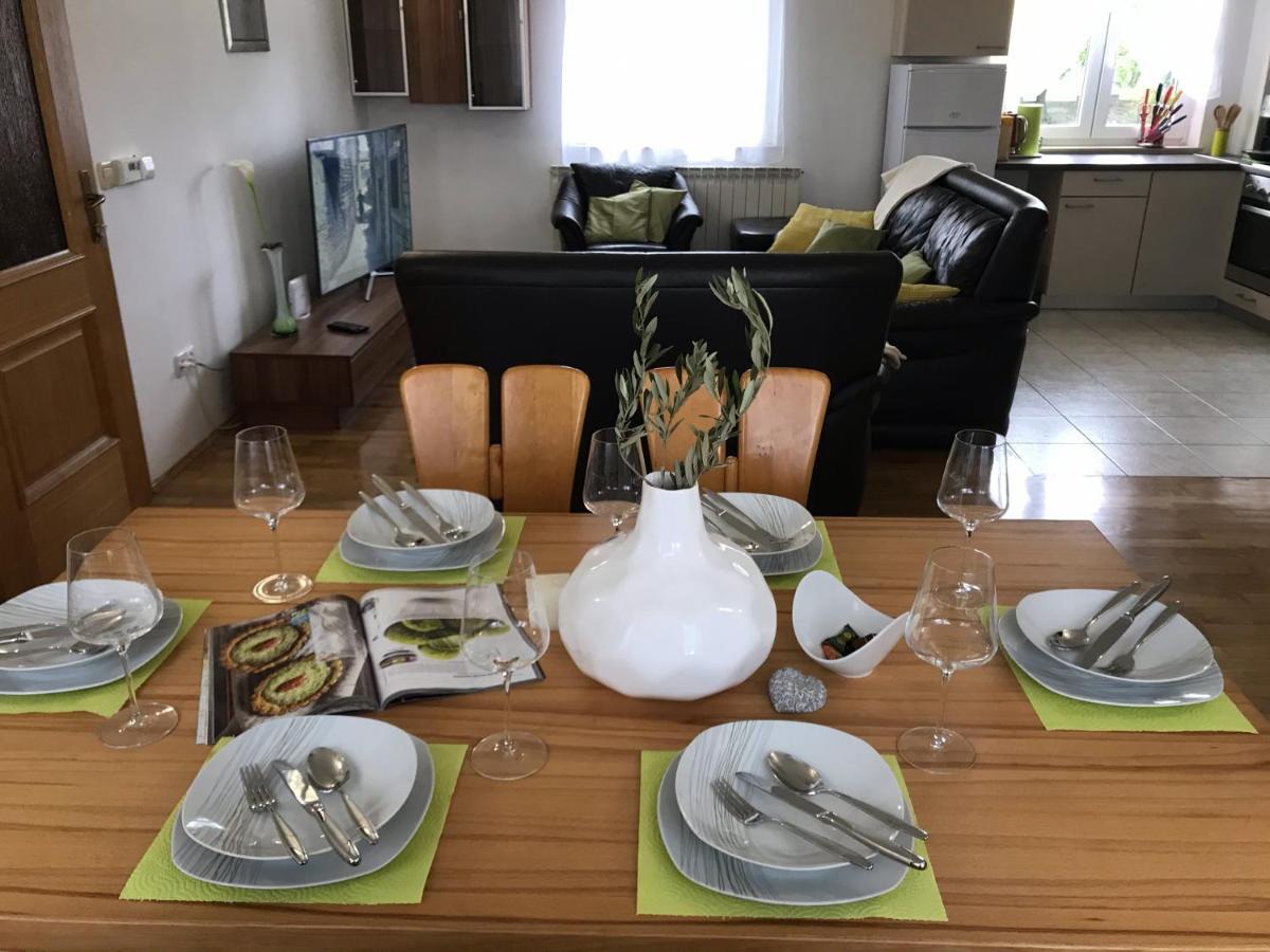 Sanmari Hotel Novi Vinodolski Kültér fotó