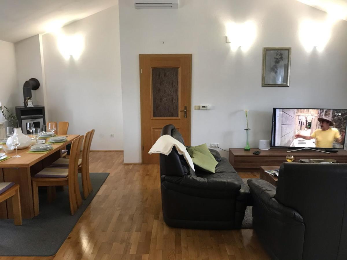 Sanmari Hotel Novi Vinodolski Kültér fotó